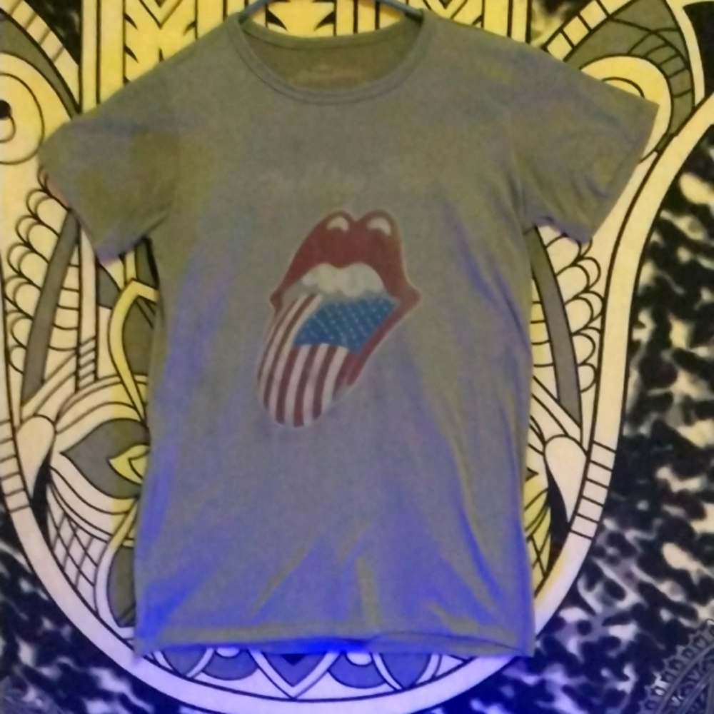 Women's rolling stones t-shirt